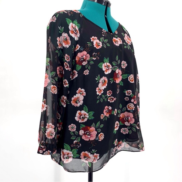 Cabi Garden Blouse # 3595, Black with Rose Print Layered 3/4 Sleeve Top, Medium - Picture 12 of 17